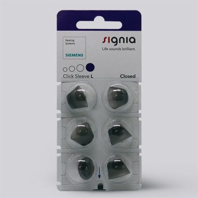 A white blister pack with blue and black branding contains six large Signia Click Sleeve (Closed) for Siemens hearing aids.